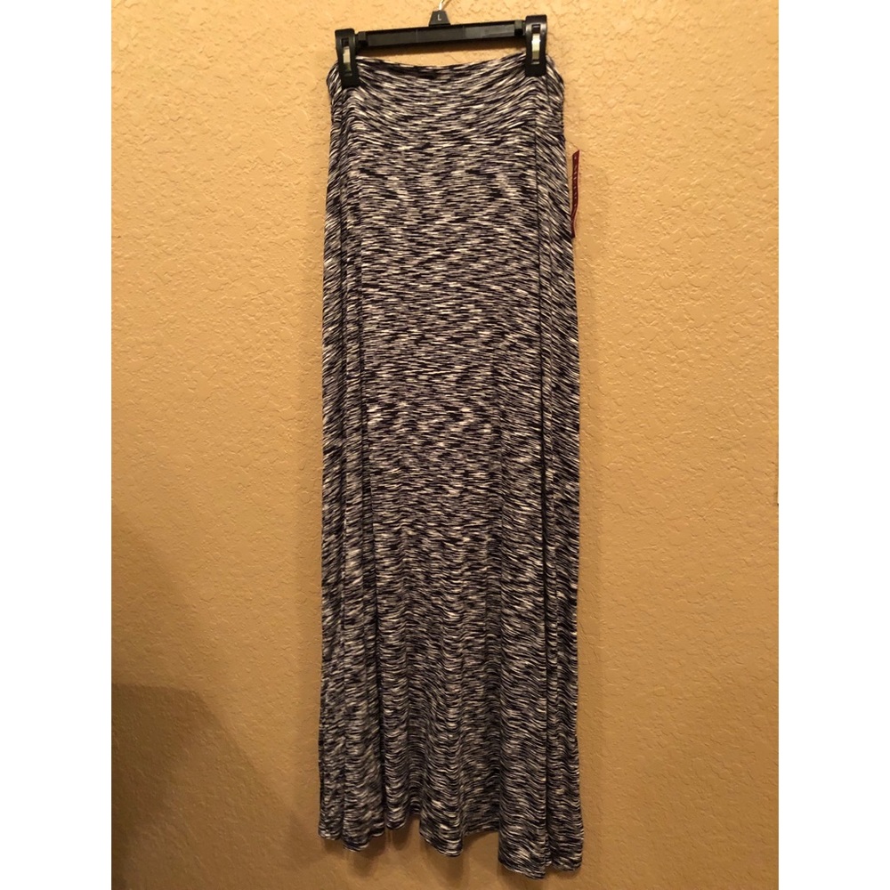 B/W Striped Maxi Skirt